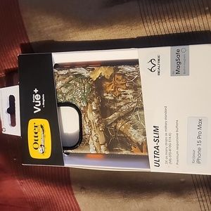Otter box ultra slim Iphone 15 pro max